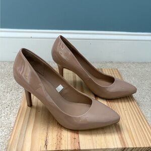 Merona Women's Beige Patent Leather Stiletto Heels Pointed Toe Pumps Size 8